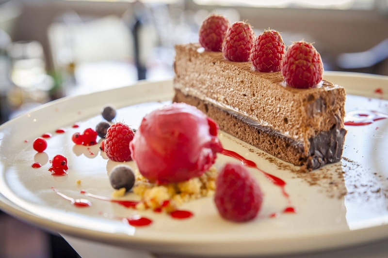 UNM - Le Restaurant - Restaurant Vieux-Port Marseille - manger a Marseille