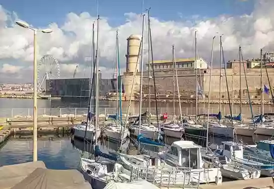 UNM - Restaurant Vieux-Port Marseille - Repas groupe Marseille